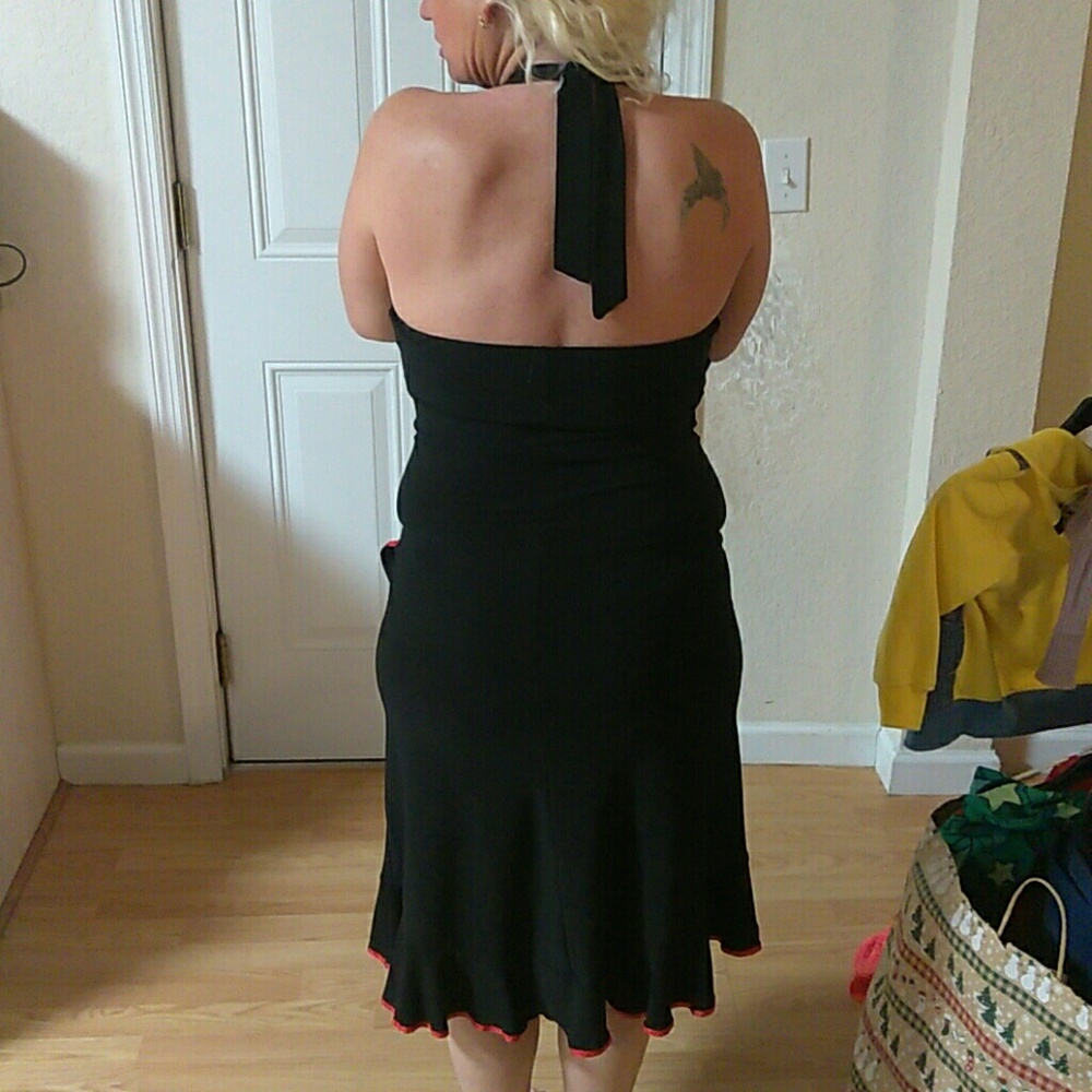 Dress - Picture 3 of 4